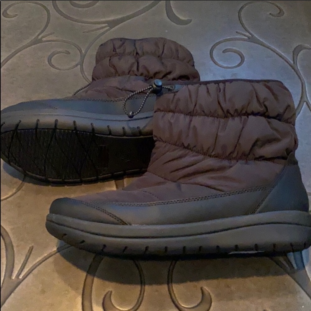 Nwt boots - Picture 5 of 7